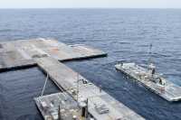 Έτοιμη η πλωτή προβλήτα για την υποδοχή βοήθειας δια θαλάσσης στη Γάζα – Φορτώνεται το πρώτο πλοίο με προμήθειες στην Κύπρο