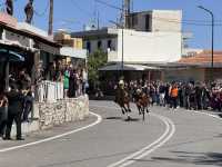 Κως: Τιμήθηκε ο Άι Γιώργης ο Καβαλάρης με τη καθιερωμένη παρέλαση αλόγων