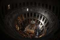 Άγιο Φως: Ολοκληρώθηκε η λιτανεία της τελετής αφής στο ναό της Αναστάσεως στα Ιεροσόλυμα