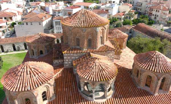 ΥΠΠΟ: Αποκαθίσταται το μείζον Βυζαντινό μνημείο, ο ναός της Παρηγορήτισσας στην Άρτα